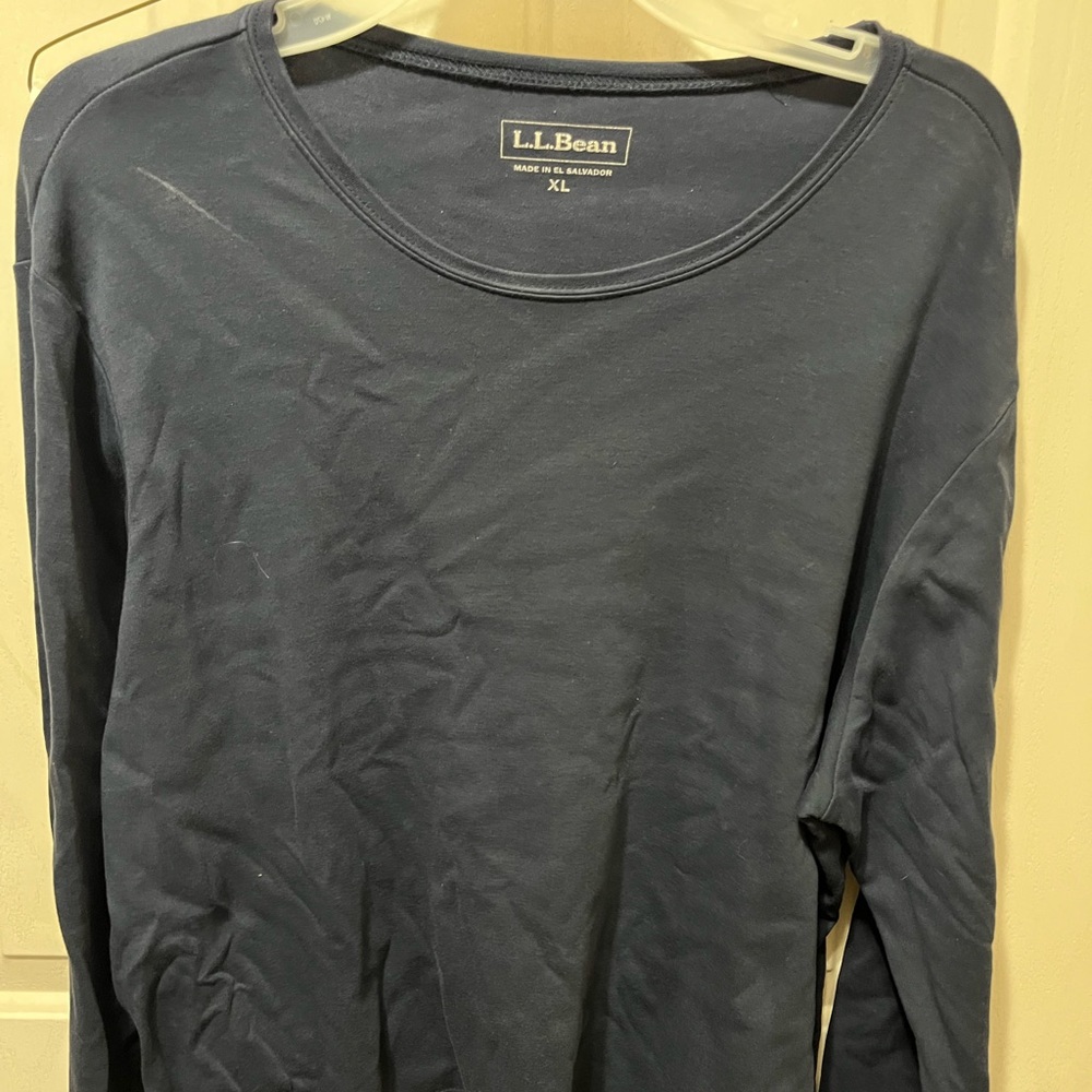 L.L. Bean Men's Dark Navy Long-Sleeve Crewneck Shirt